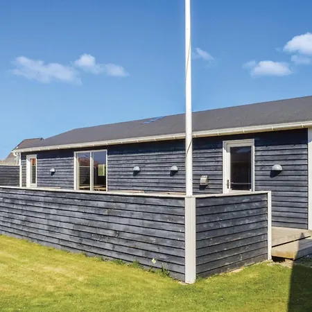 Holiday home 4 Star In