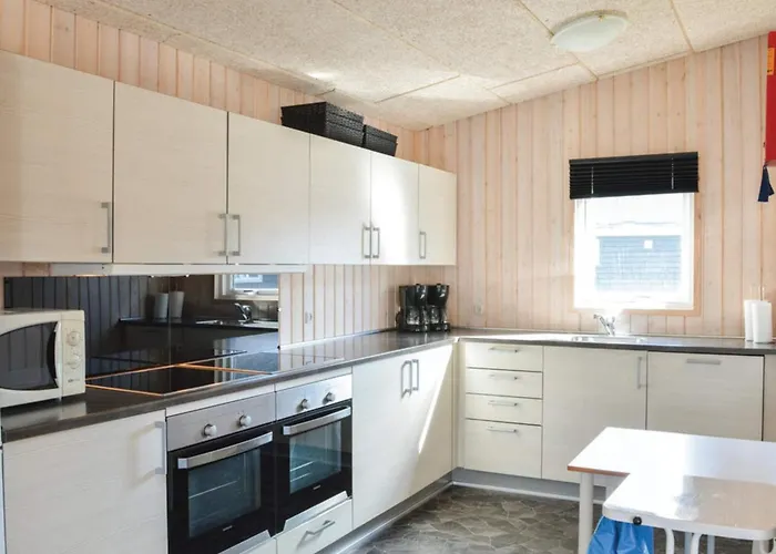 Holiday home 4 Star In *